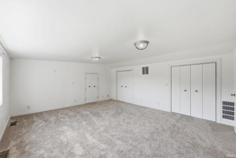 22 Stone Ridge Drive Huntington IN 46750