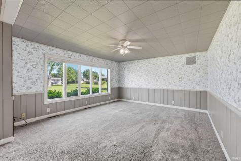22 Stone Ridge Drive Huntington IN 46750