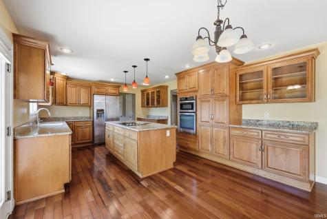 22 Stone Ridge Drive Huntington IN 46750