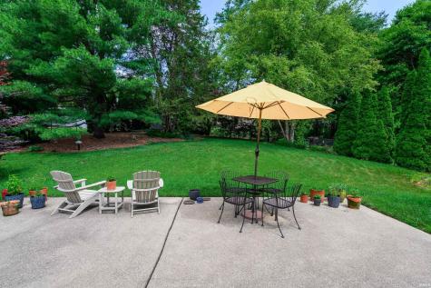 325 E Clover Lane Bloomington IN 47408
