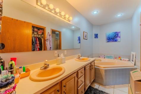 2207 American Drive Marion IN 46952