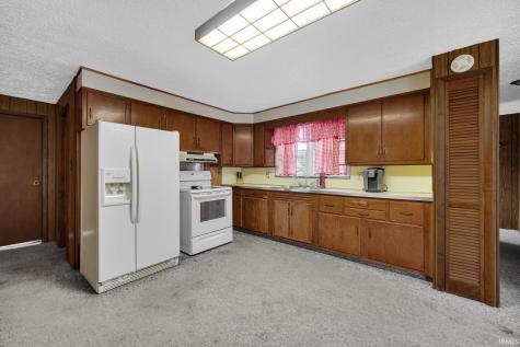 619 N Williams Street Culver IN 46511