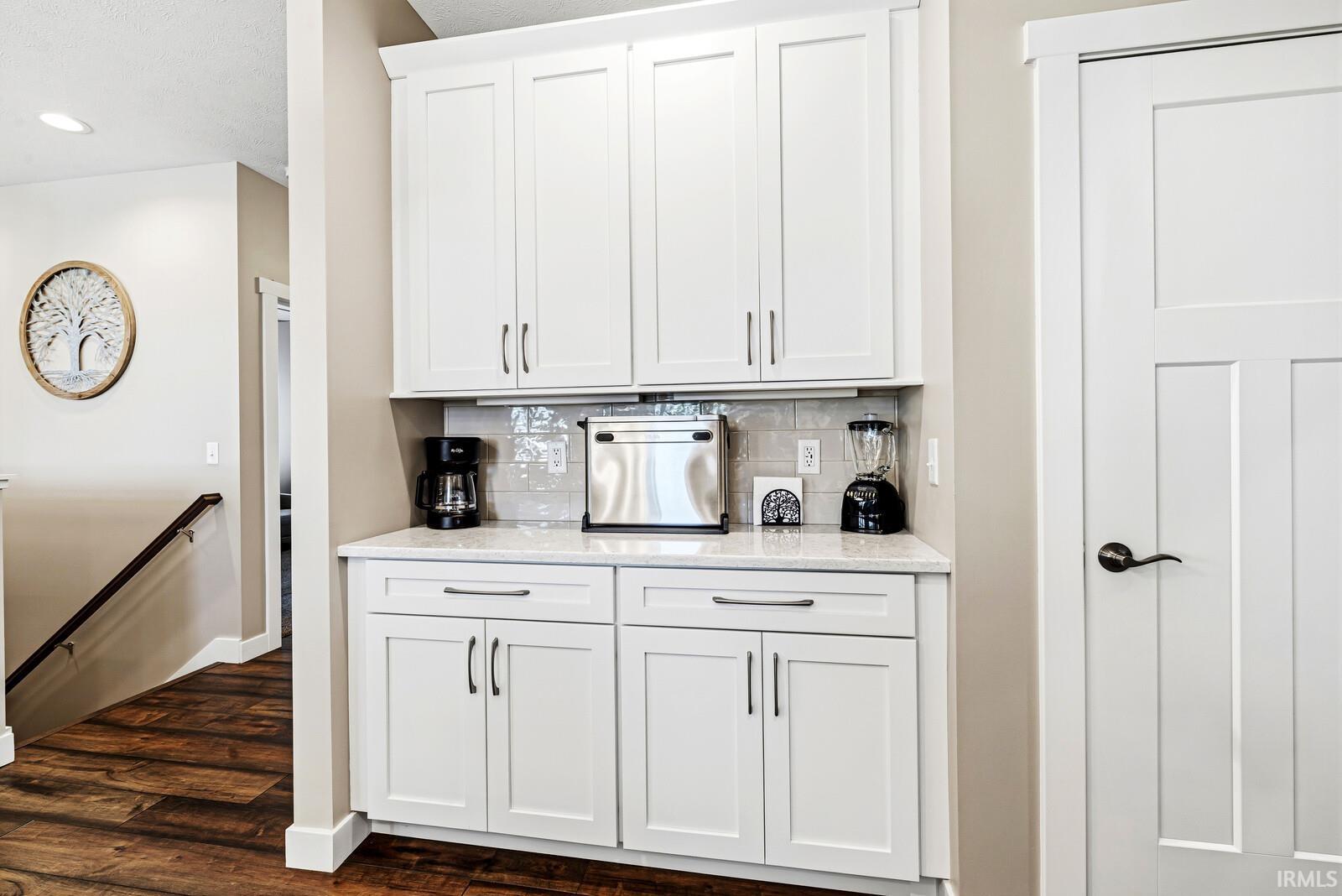 1237 Keady Court South Bend IN 46614