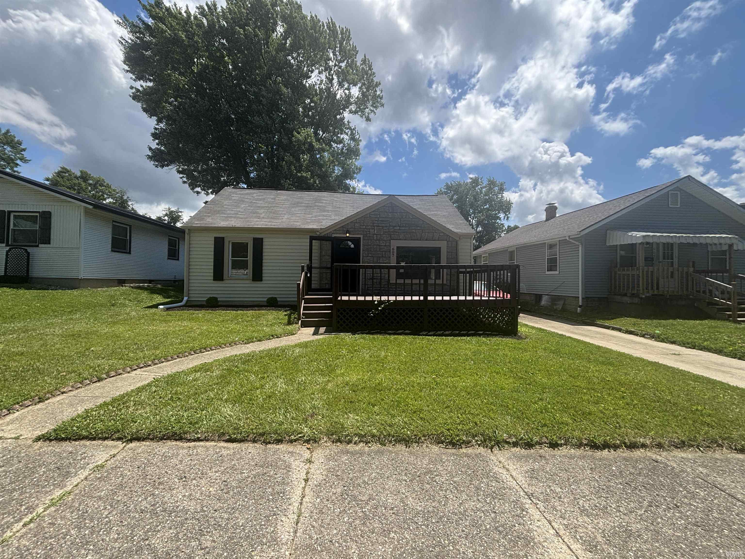 607 Lillian Avenue Fort Wayne IN 46808