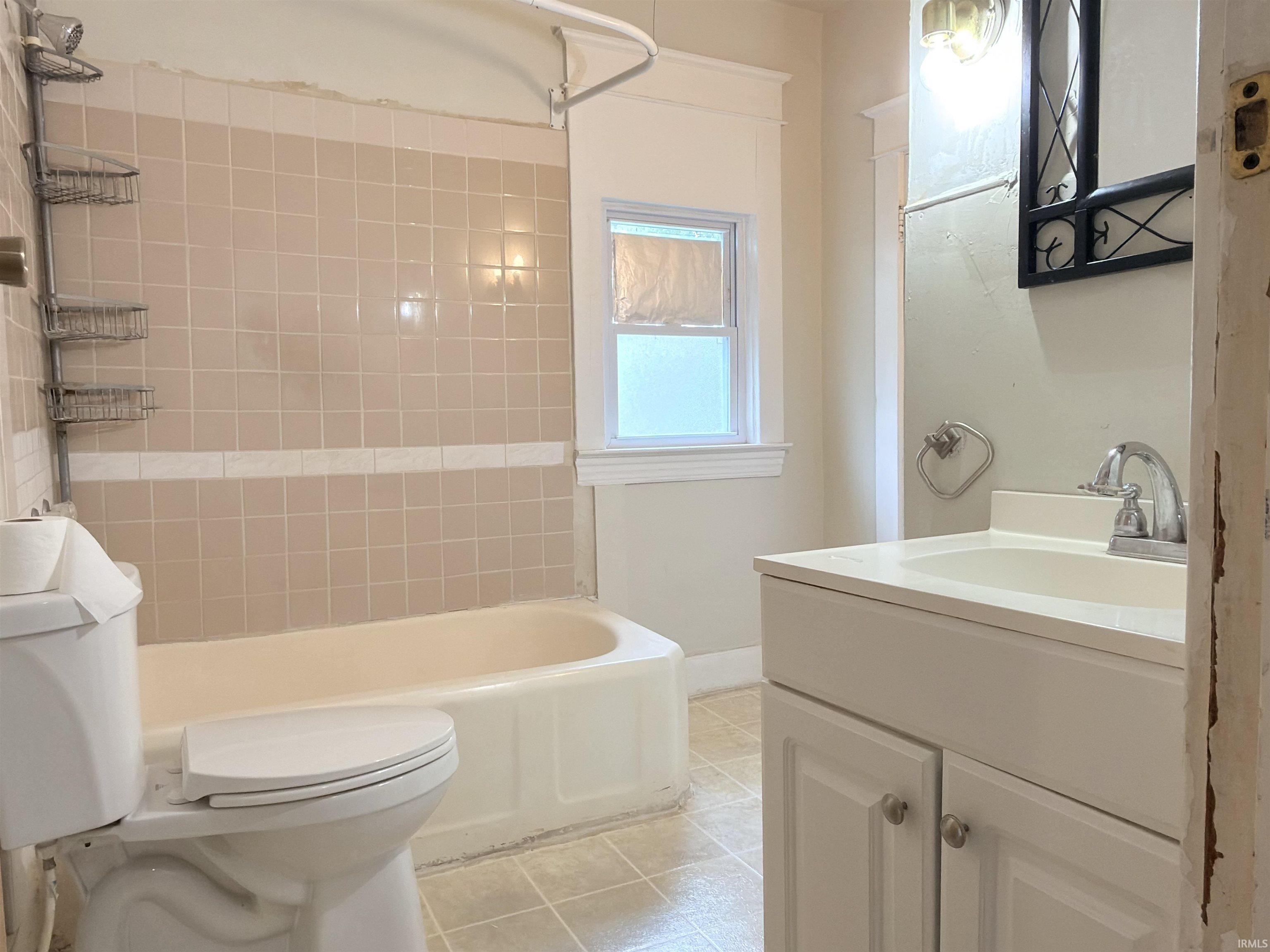134 E Calvert Street South Bend IN 46613