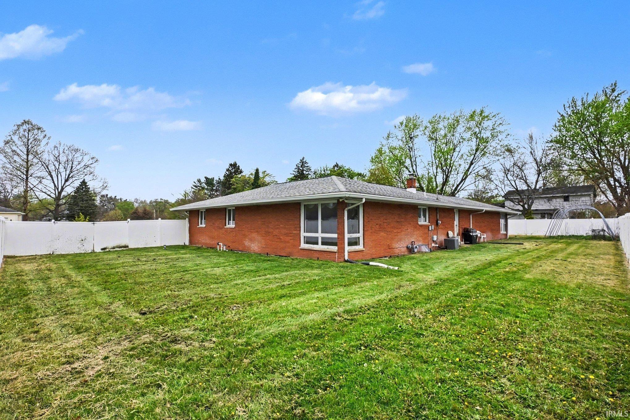 53050 Crestview Drive South Bend IN 46635