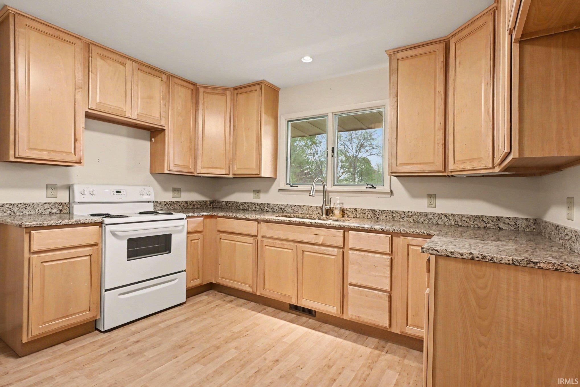 53050 Crestview Drive South Bend IN 46635