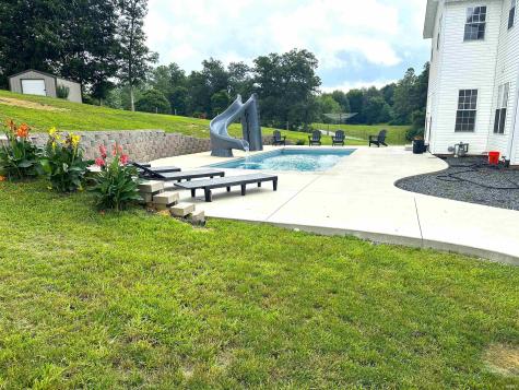1435 Bellbrook Road Loogootee IN 47553