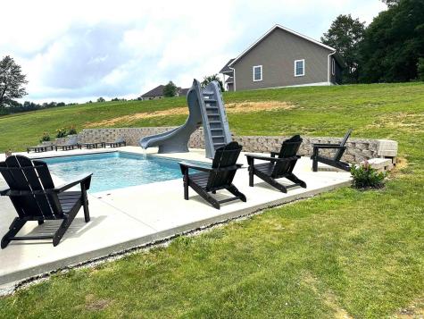 1435 Bellbrook Road Loogootee IN 47553