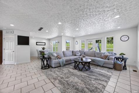 1435 Bellbrook Road Loogootee IN 47553
