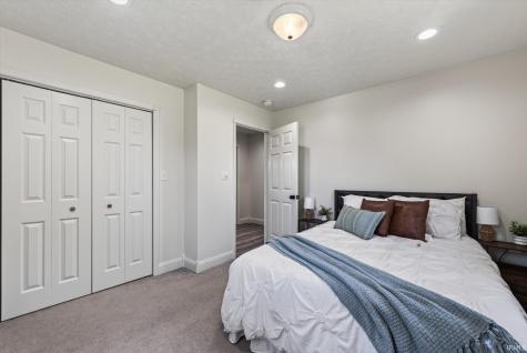 1435 Bellbrook Road Loogootee IN 47553