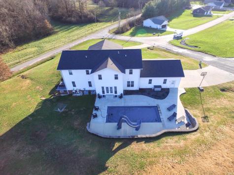 1435 Bellbrook Road Loogootee IN 47553