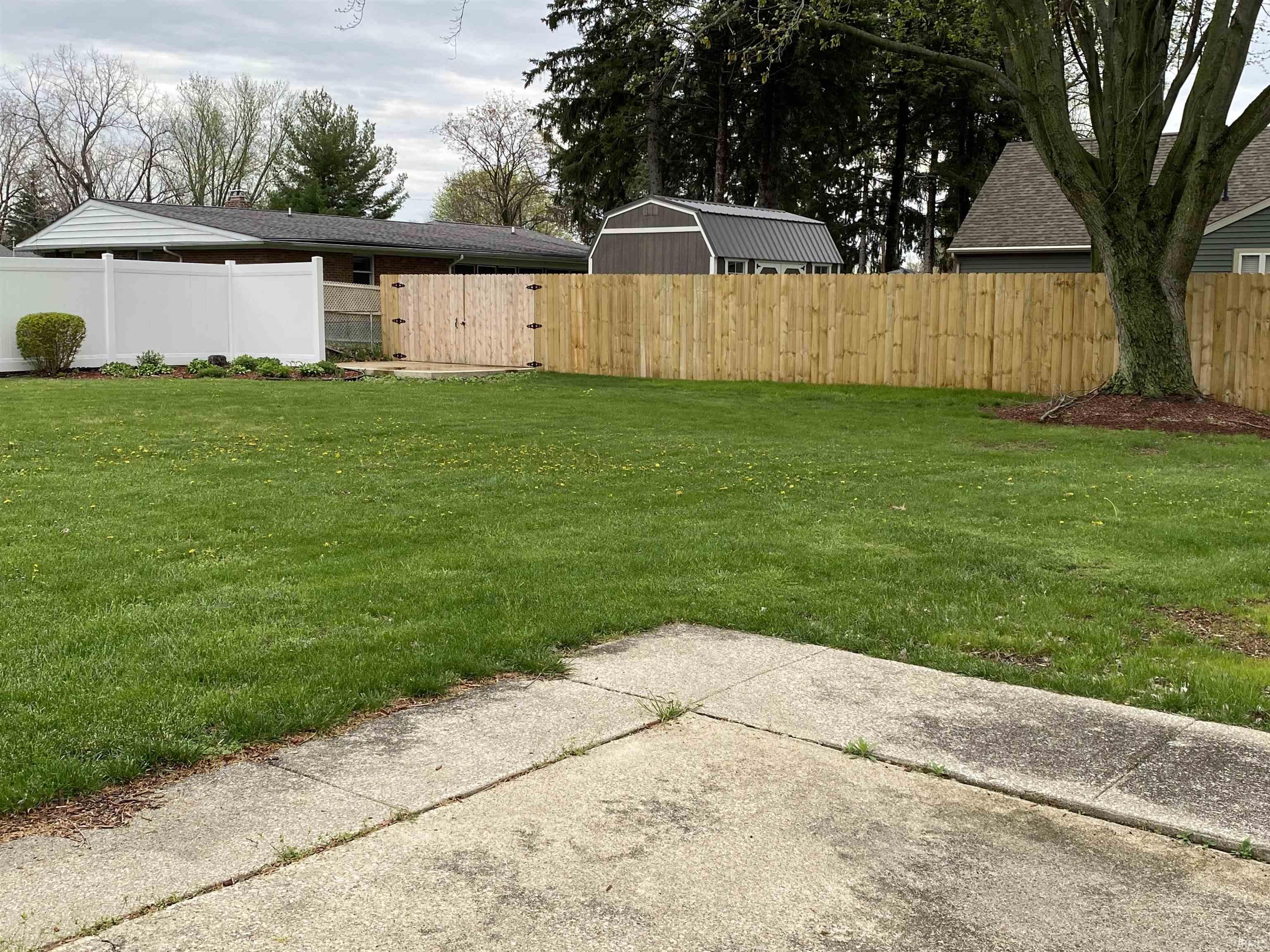 246 N Beechwood Street Warsaw IN 46582