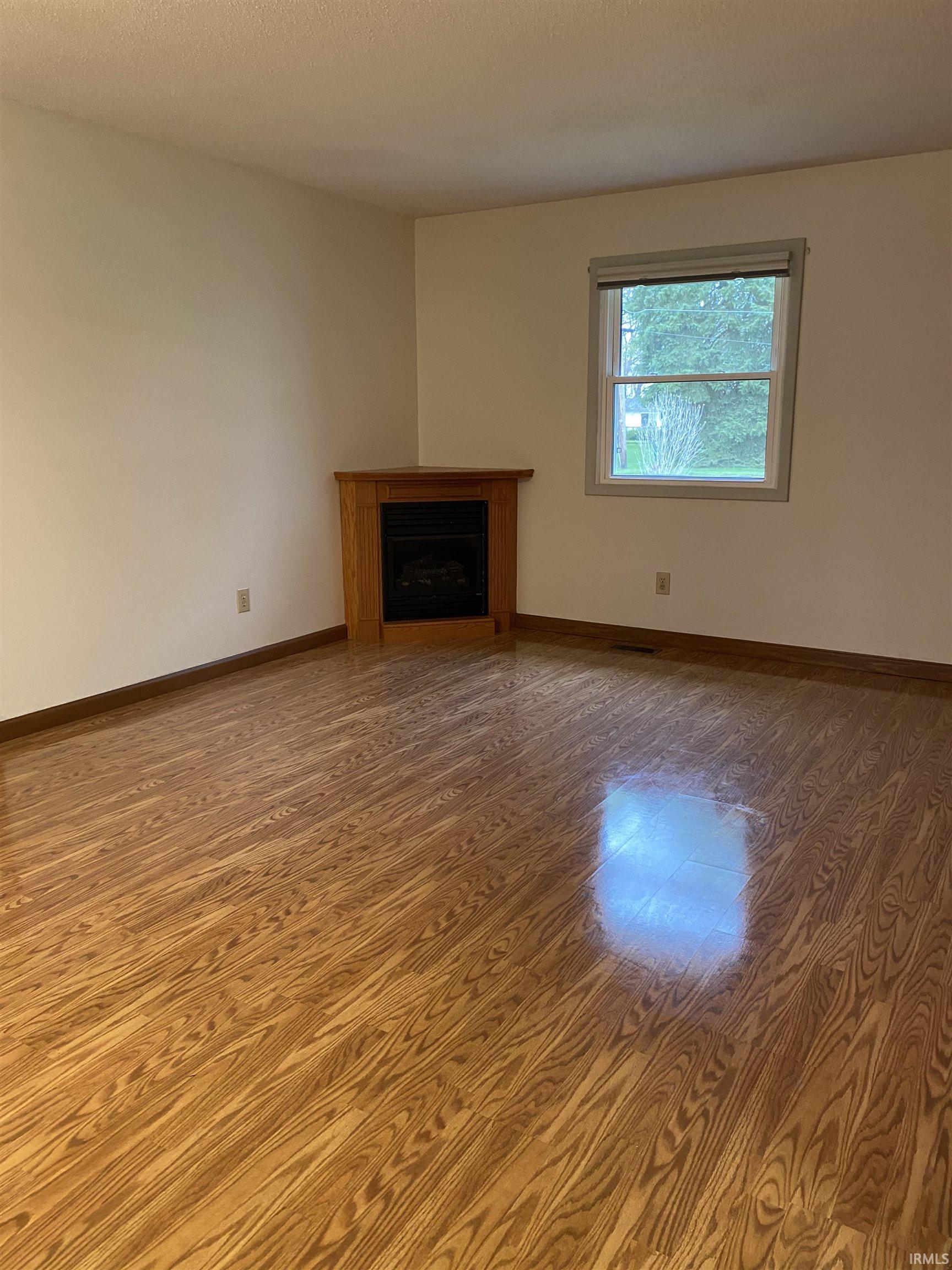 246 N Beechwood Street Warsaw IN 46582