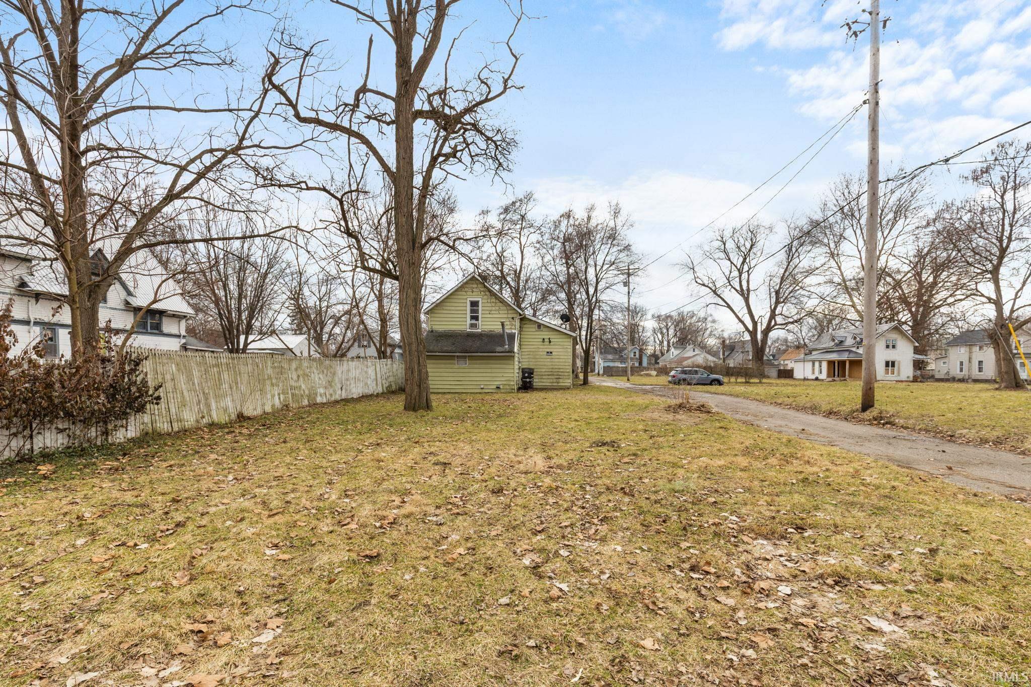 412 W Washington Street Elkhart IN 46516