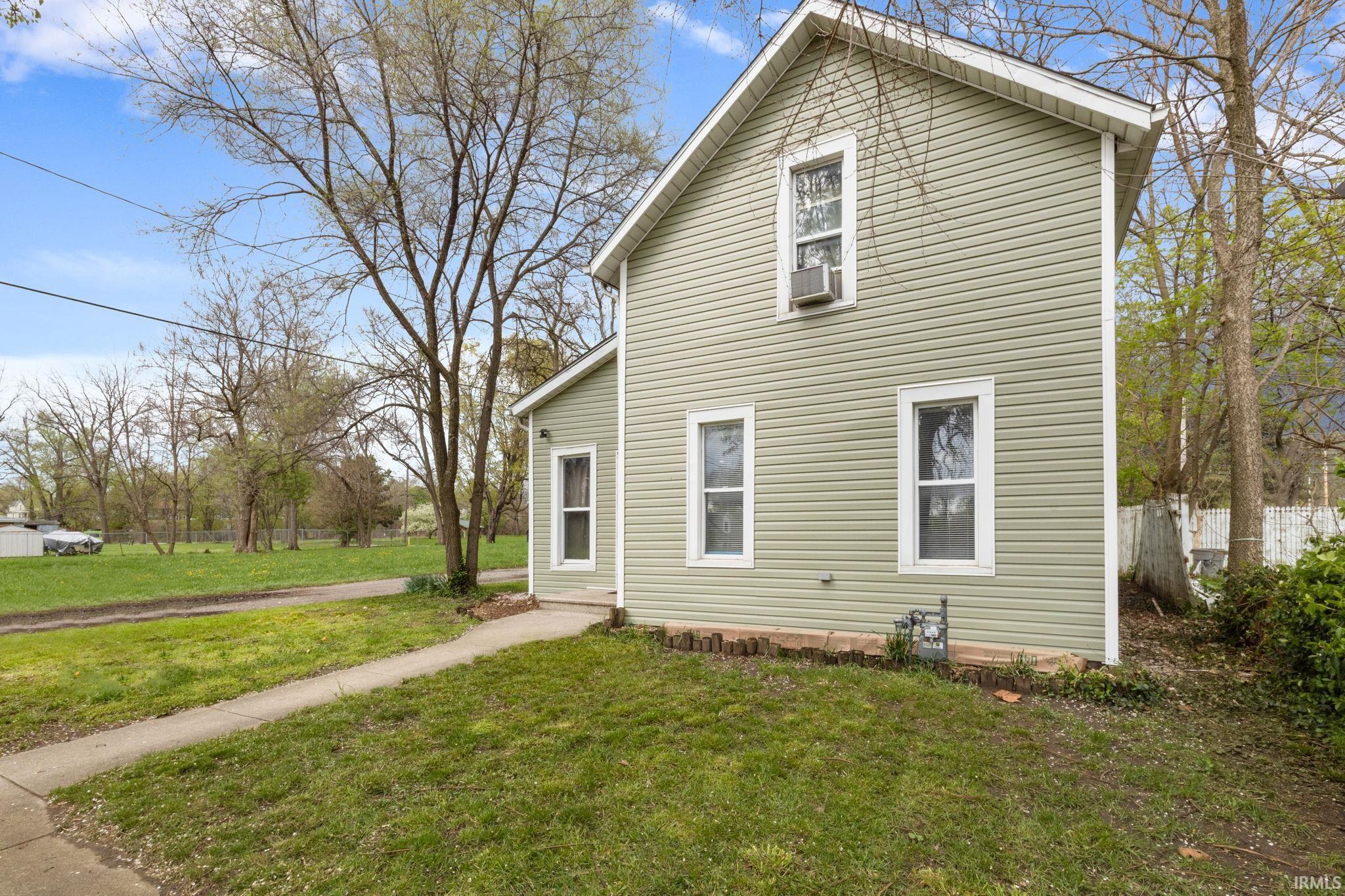 412 W Washington Street Elkhart IN 46516
