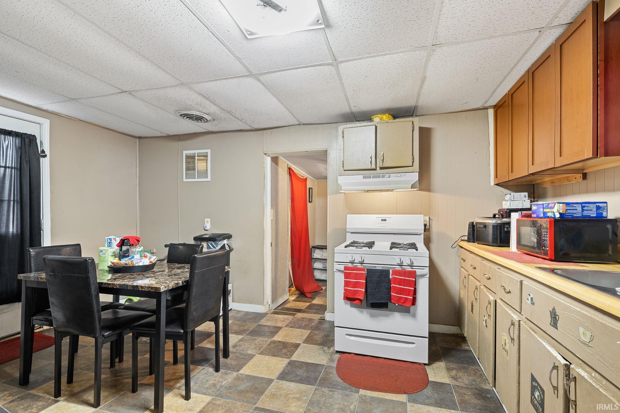 412 W Washington Street Elkhart IN 46516