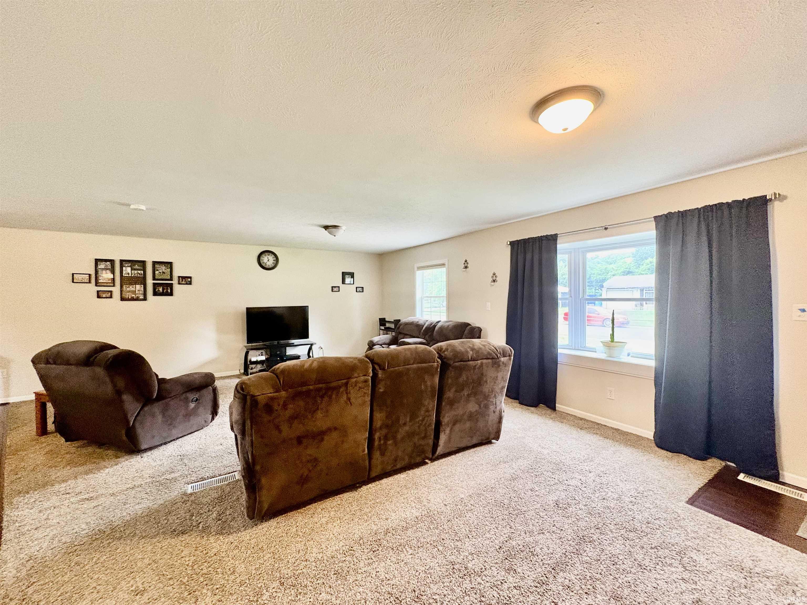 56648 Norman Court Elkhart IN 46516