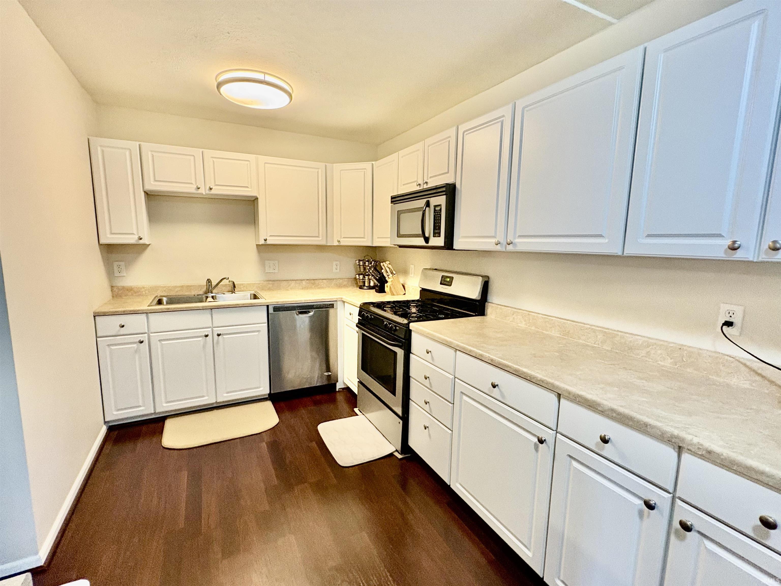 56648 Norman Court Elkhart IN 46516