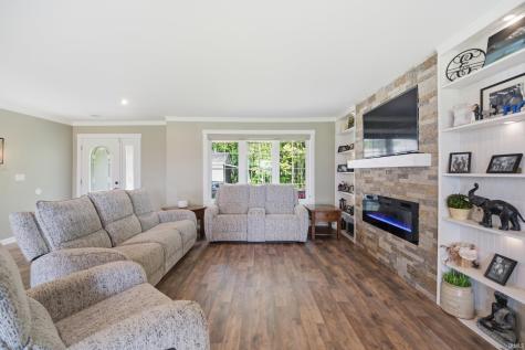 13333 11b Road Plymouth IN 46563