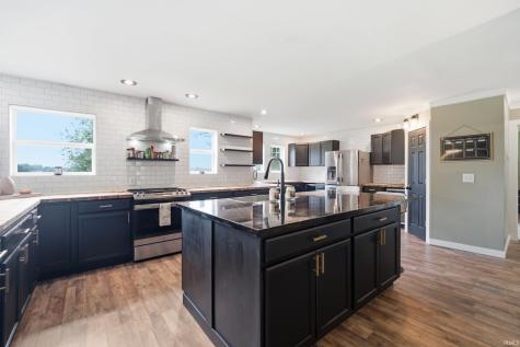 13333 11b Road Plymouth IN 46563