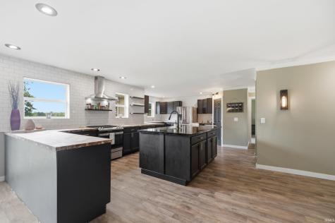 13333 11b Road Plymouth IN 46563