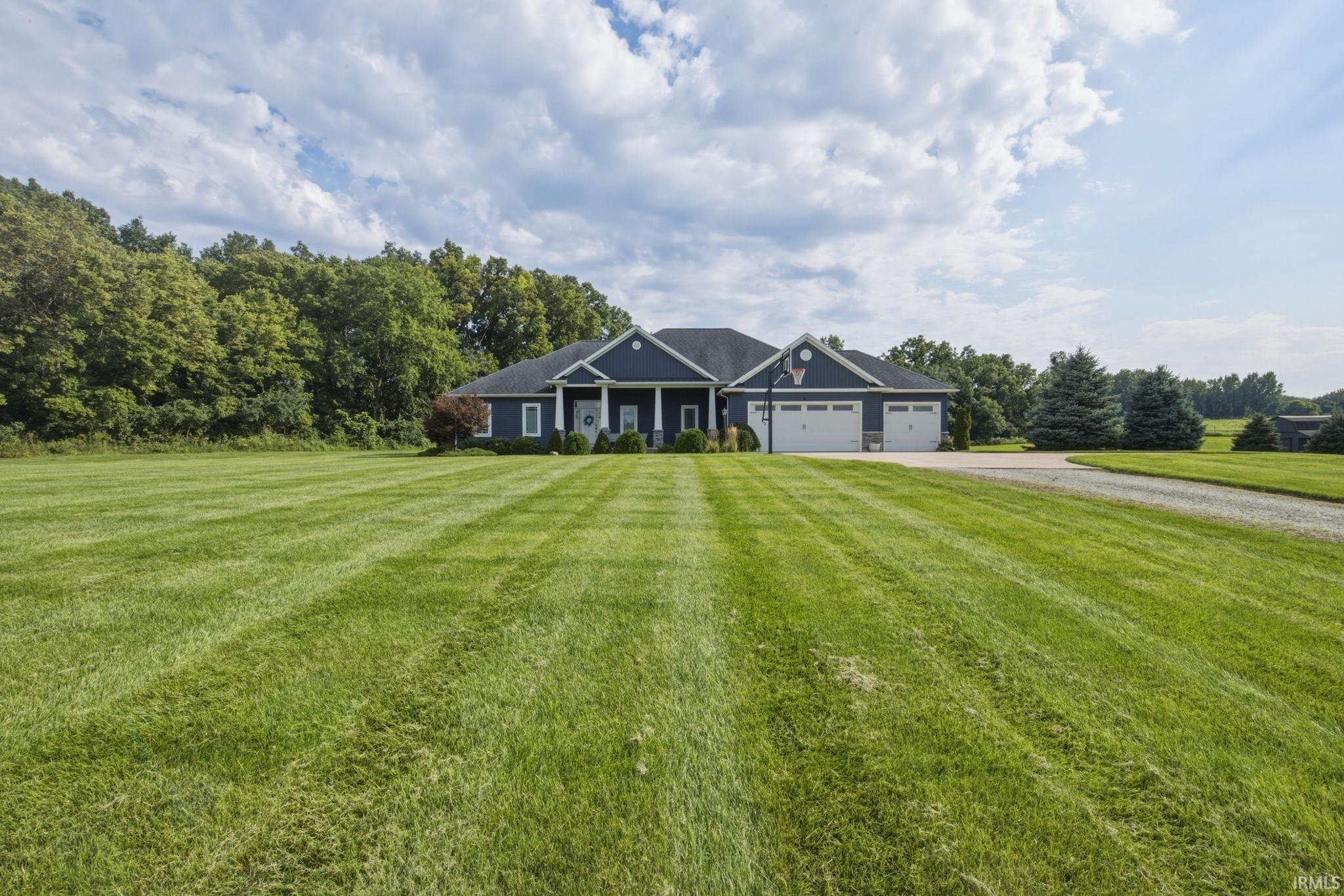 14212 County Road 8 Middlebury IN 46540
