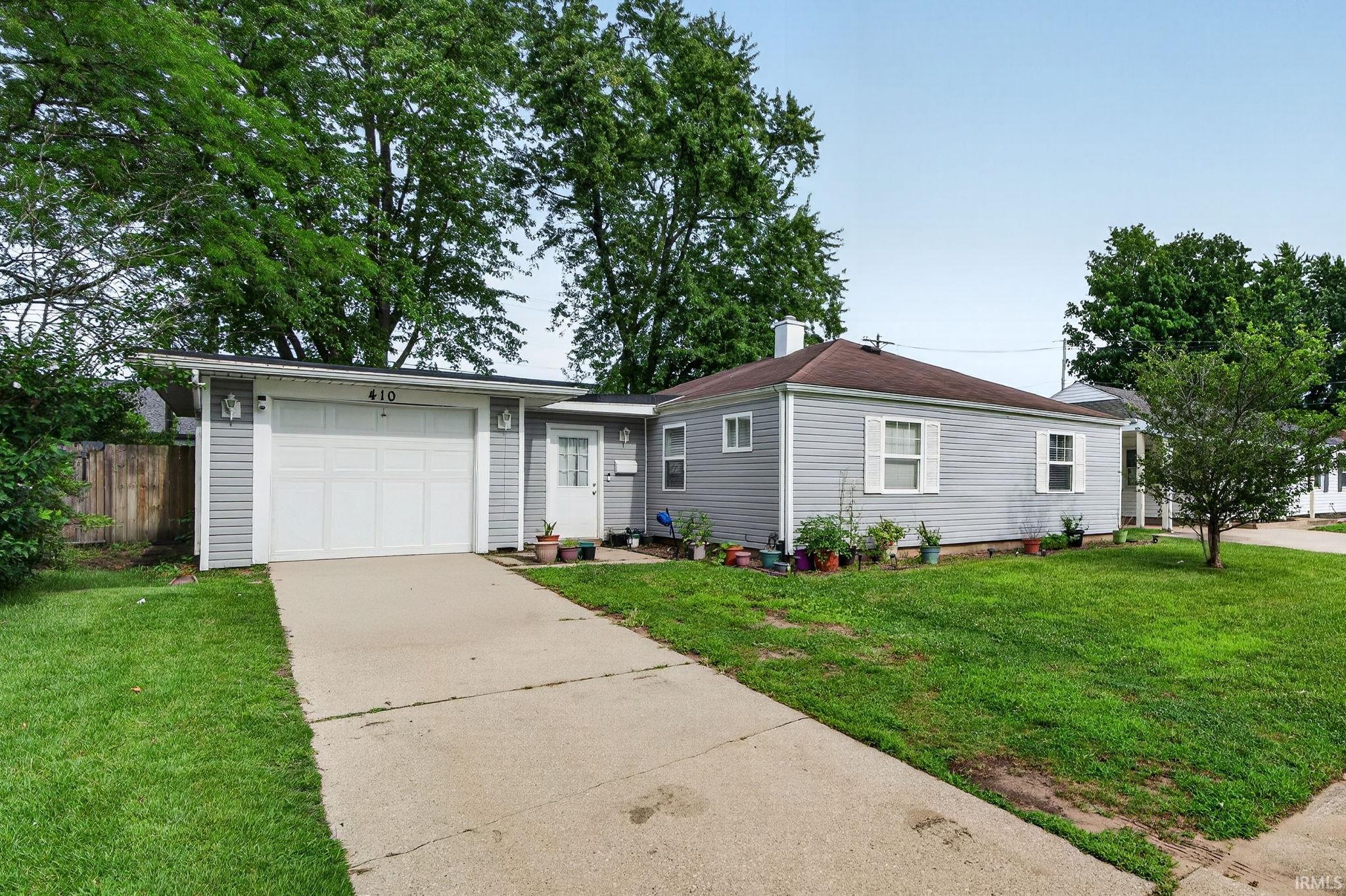 410 Preston Drive South Bend IN 46615