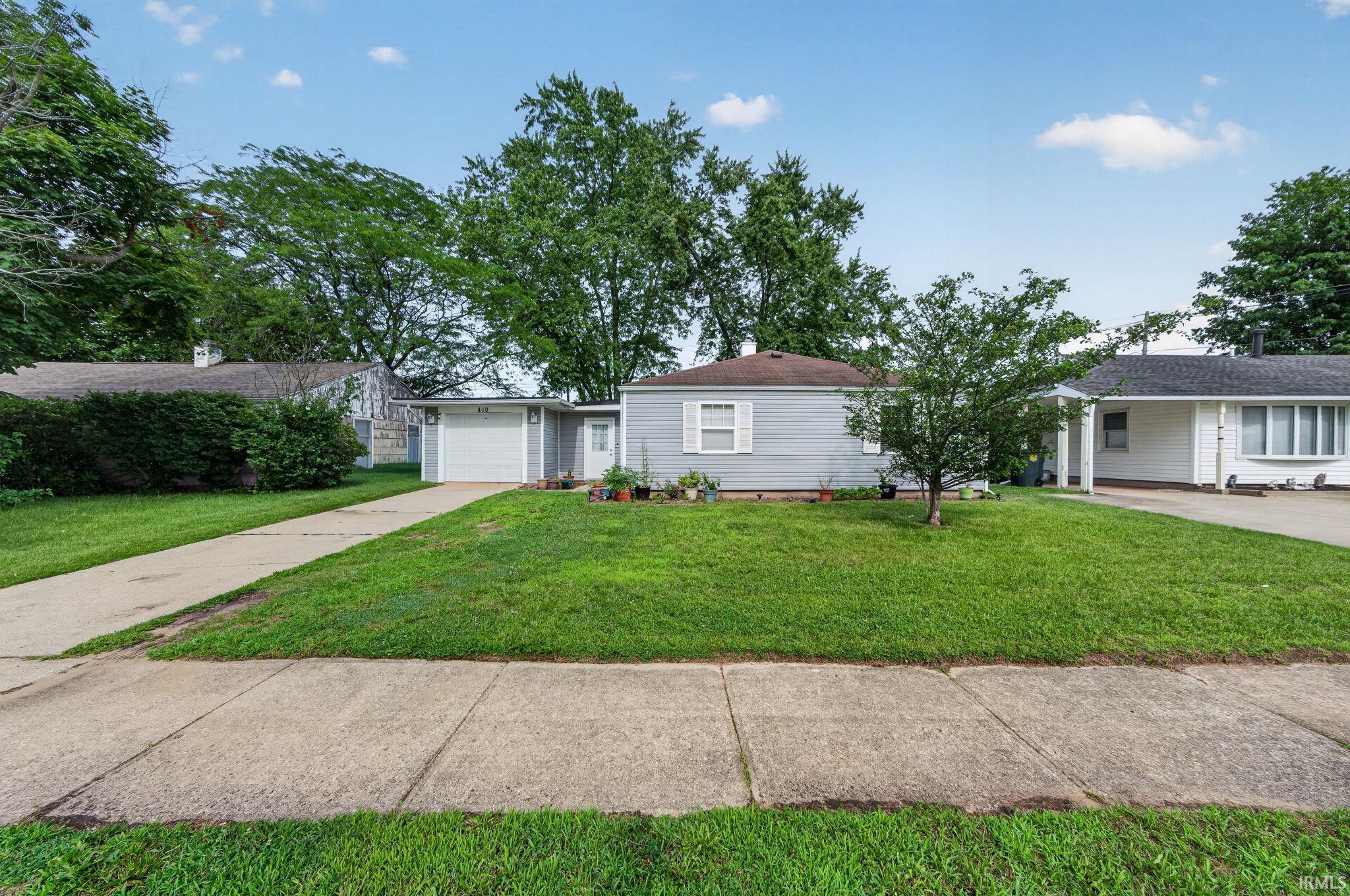 410 Preston Drive South Bend IN 46615