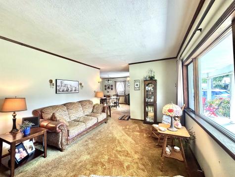 6192 E State Road 14 Highway Rochester IN 46975