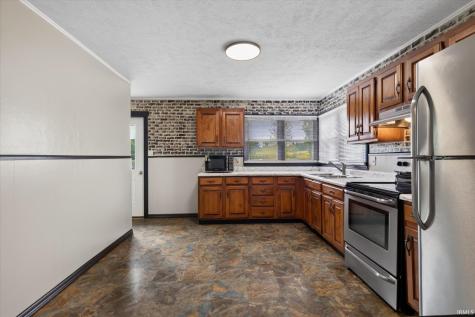 14027 N Us 231 Highway Odon IN 47562