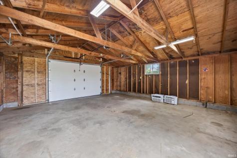 14027 N Us 231 Highway Odon IN 47562