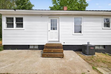 14027 N Us 231 Highway Odon IN 47562