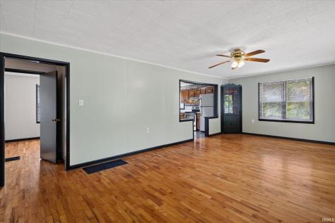 14027 N Us 231 Highway Odon IN 47562