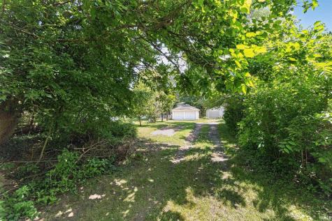 928 Oakland Street South Bend IN 46615