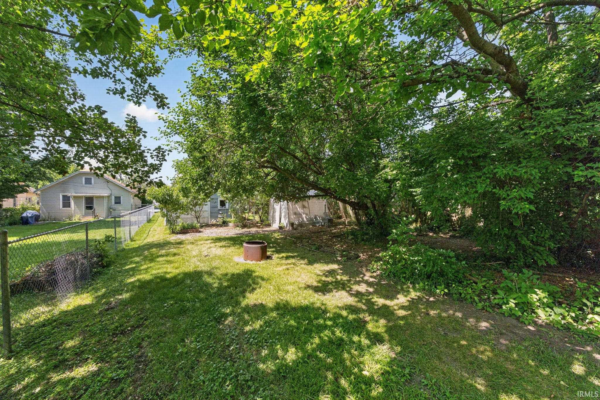 928 Oakland Street South Bend IN 46615