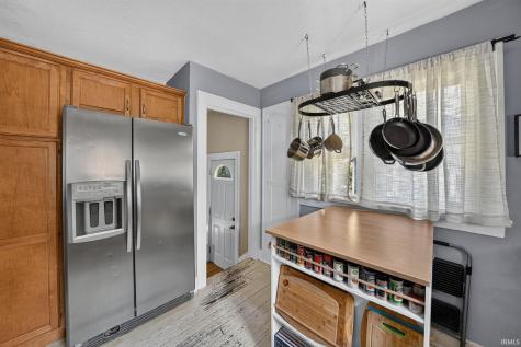 928 Oakland Street South Bend IN 46615