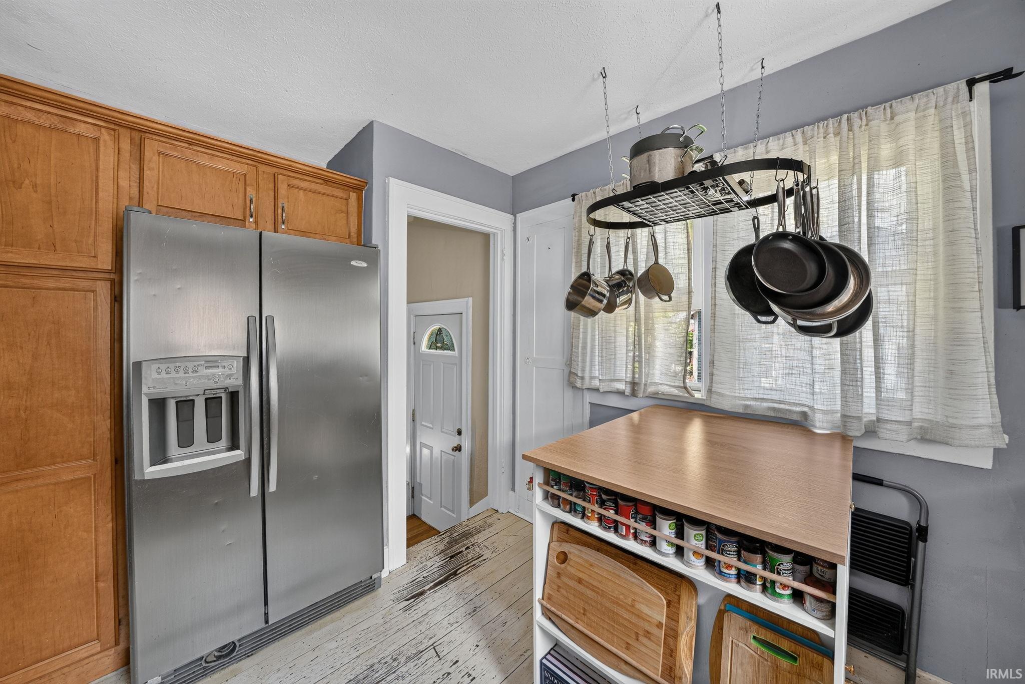 928 Oakland Street South Bend IN 46615