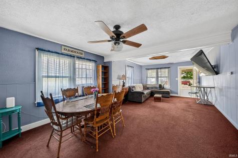 928 Oakland Street South Bend IN 46615