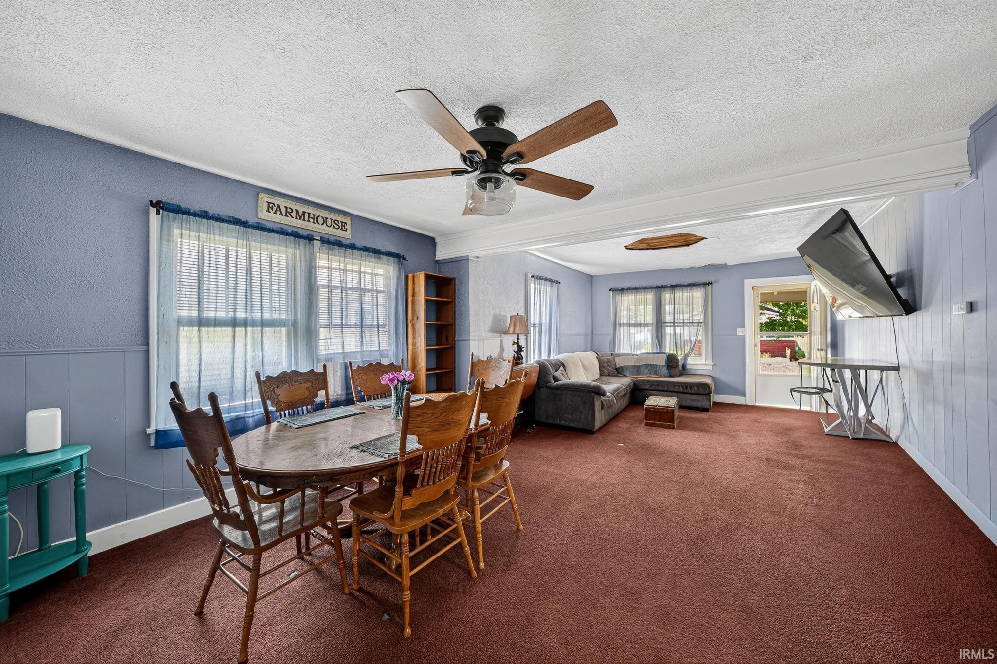 928 Oakland Street South Bend IN 46615