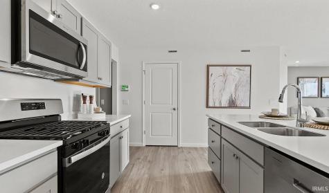 1221 Greensburg Drive Warsaw IN 46582