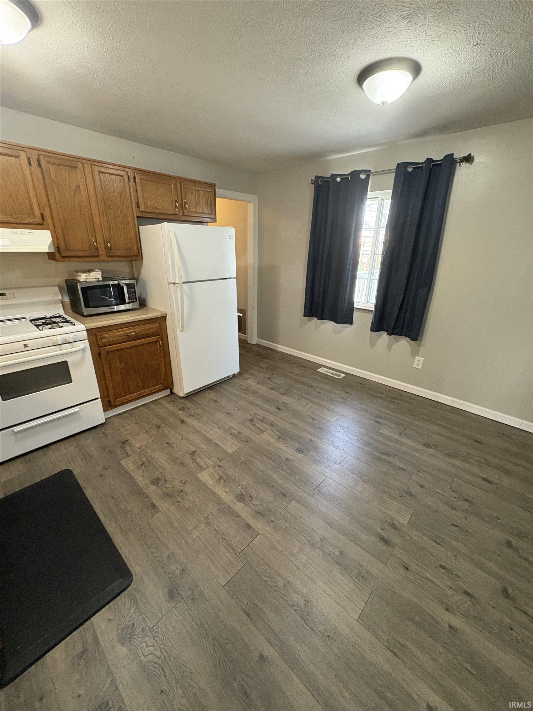 10365 Sunset Lane Osceola IN 46561