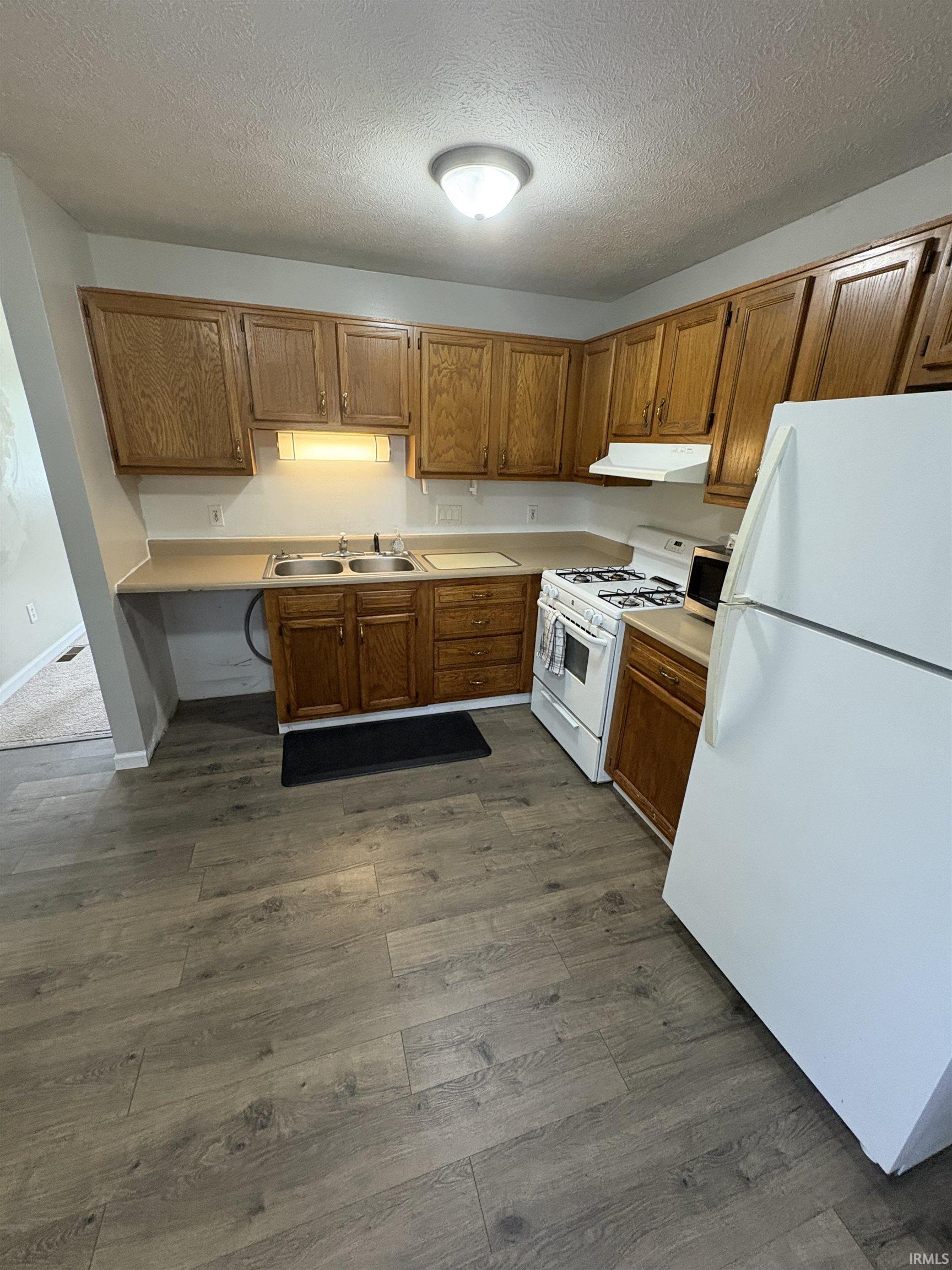 10365 Sunset Lane Osceola IN 46561