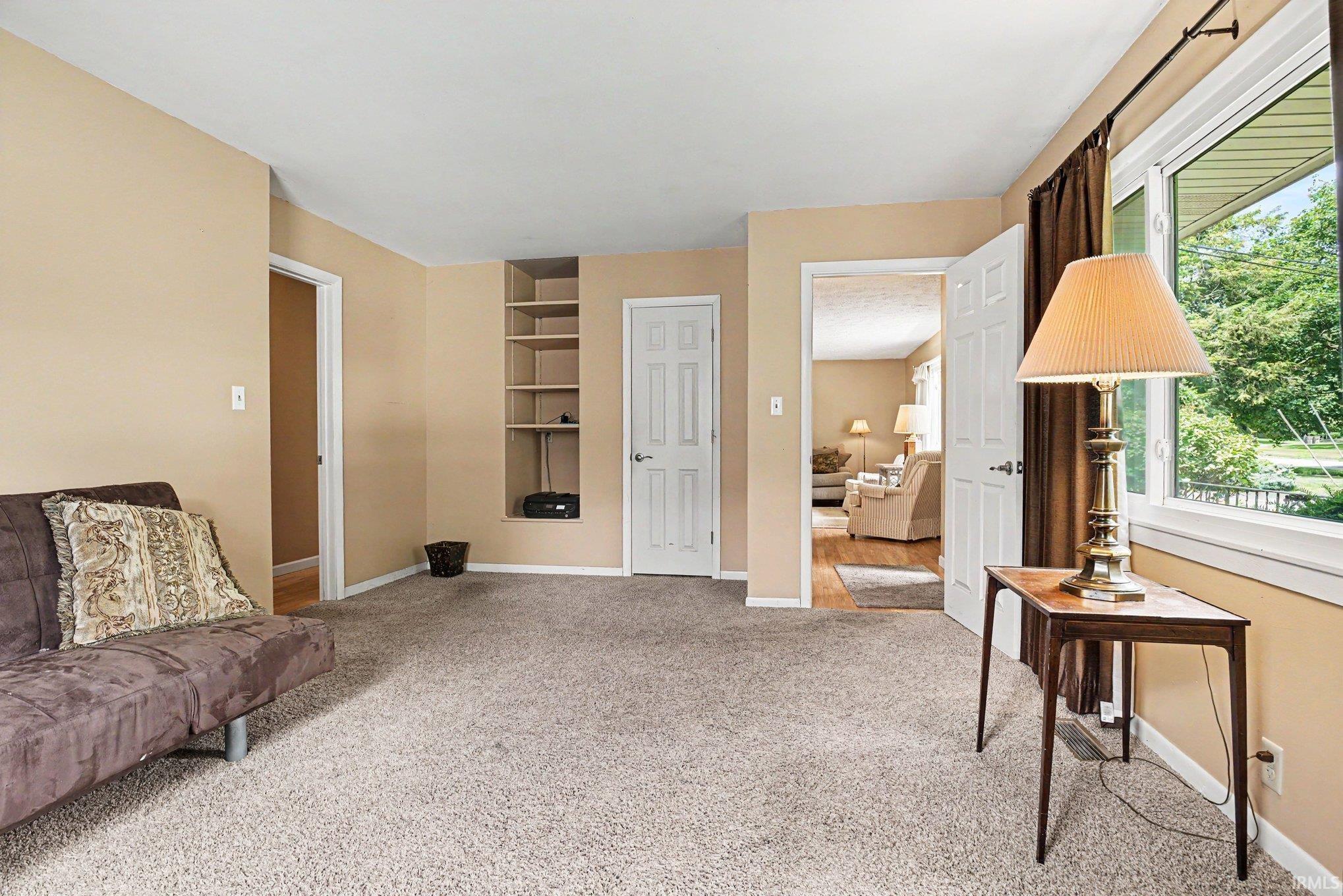 121 S Twyckenham Drive South Bend IN 46617