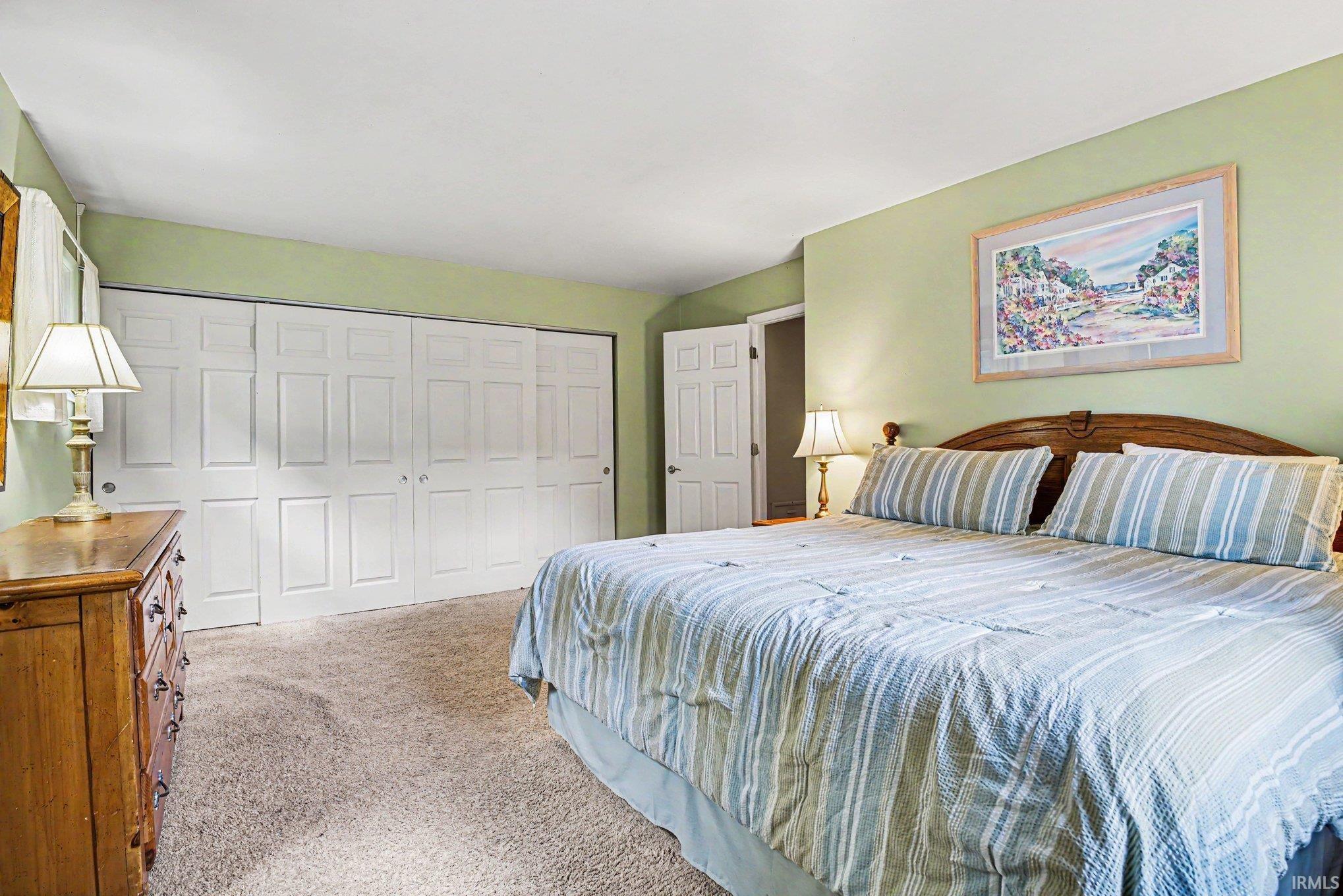 121 S Twyckenham Drive South Bend IN 46617