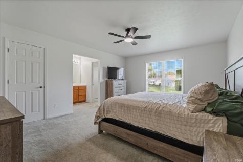 6606 Erie Falls Drive South Bend IN 46614