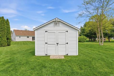 6606 Erie Falls Drive South Bend IN 46614