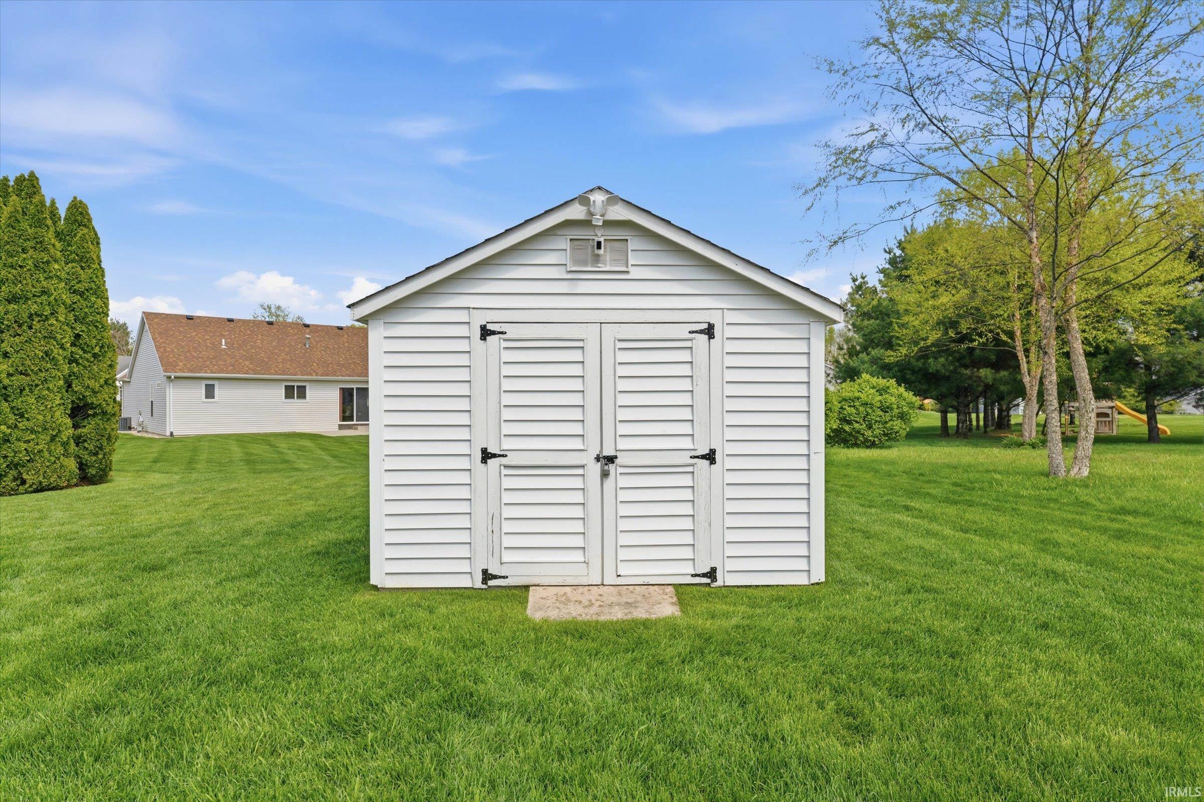 6606 Erie Falls Drive South Bend IN 46614