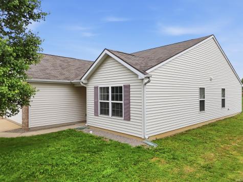 11117 La Fortuna Way Roanoke IN 46783