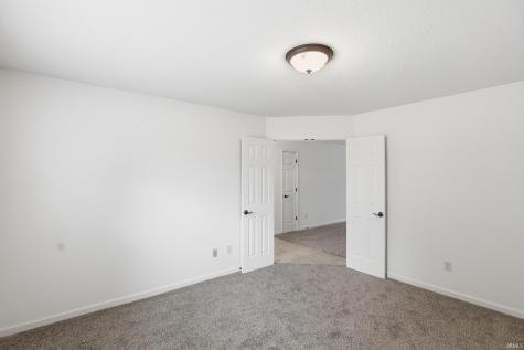11117 La Fortuna Way Roanoke IN 46783